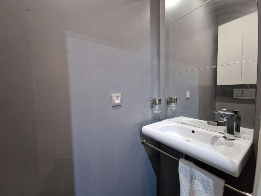 Exclusivo Apartamento De Diseno Centro Sevilla Matahacas Bajo Kültér fotó